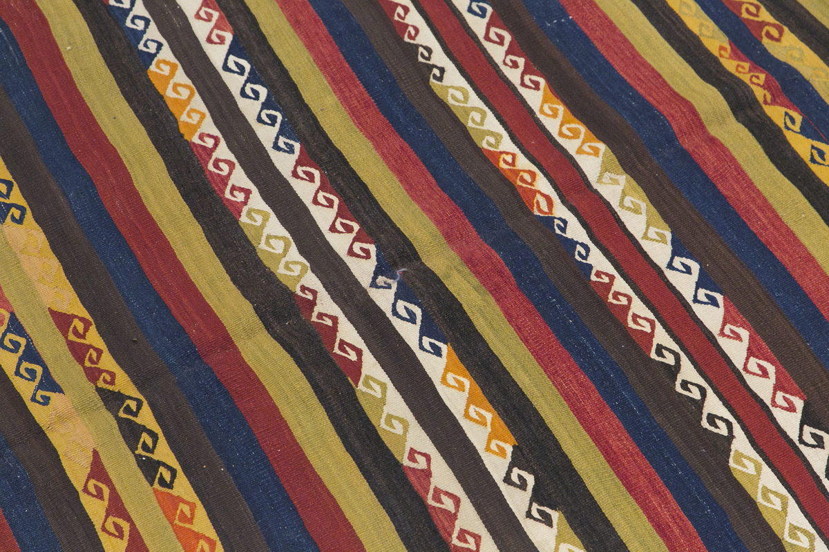 Konya Kilim, 160 x 420 cm / 5'3 x 13'9 feet