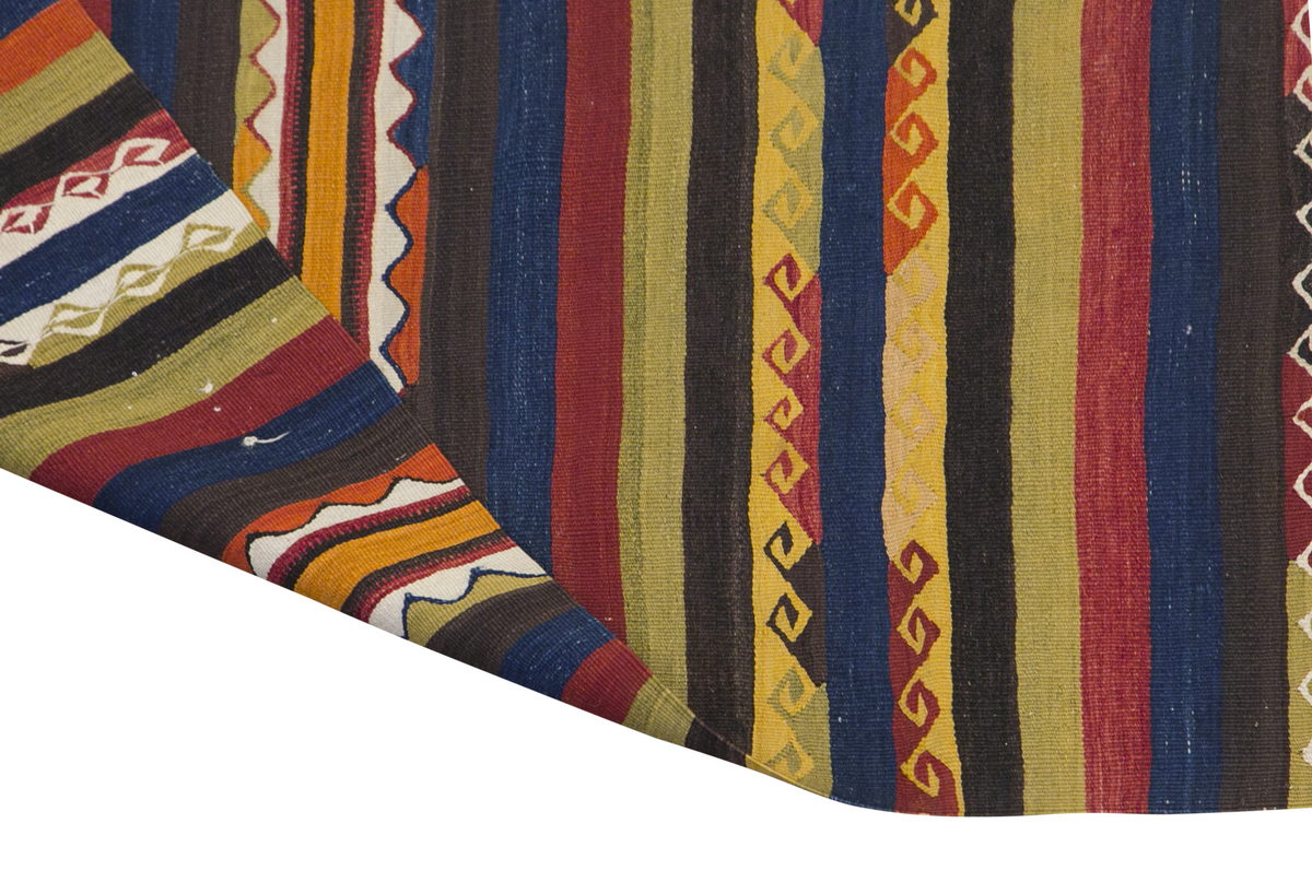 Konya Kilim, 160 x 420 cm / 5'3 x 13'9 feet