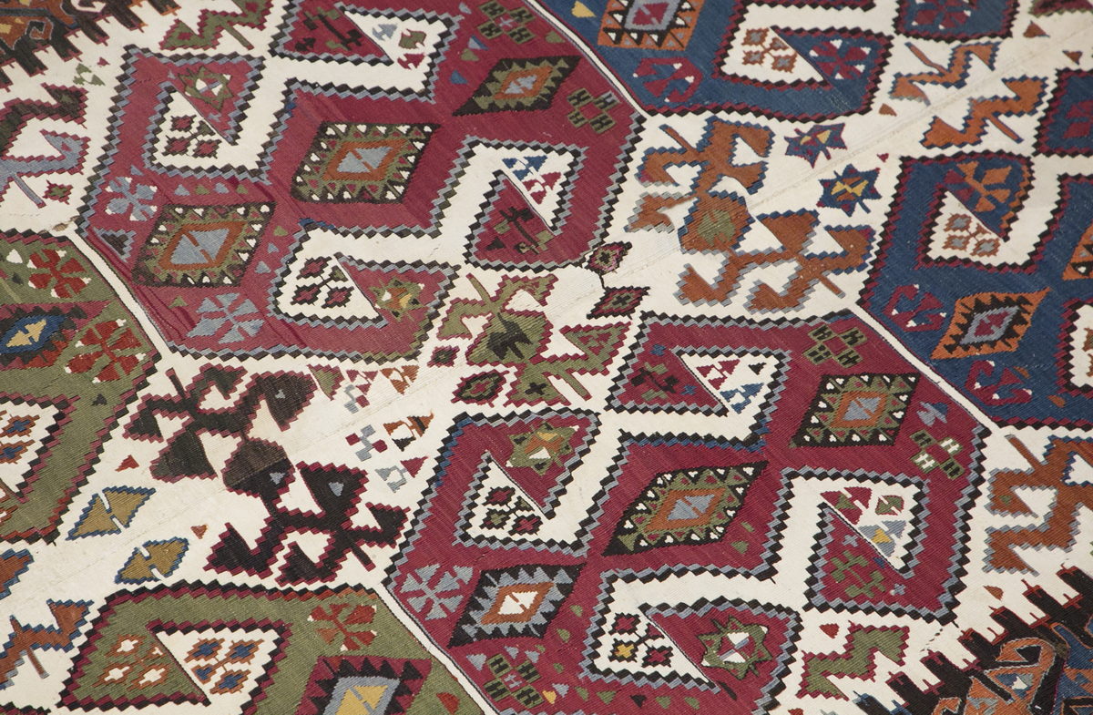 Konya Runner Kilim, 145 x 435 cm / 4'9 x 14'3 feet