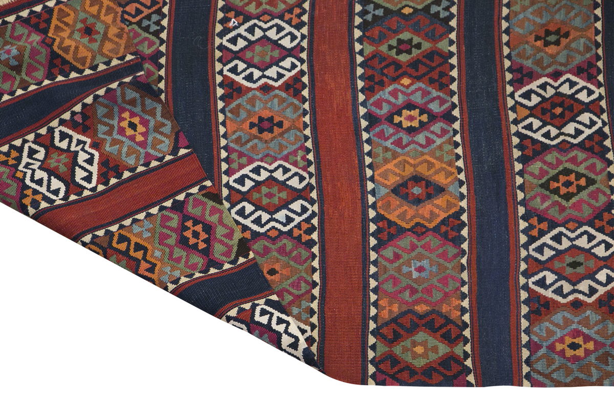 Kurdish, East Part of Turkey Kilim, 185 x 315 cm, 6 x 10'4 feet