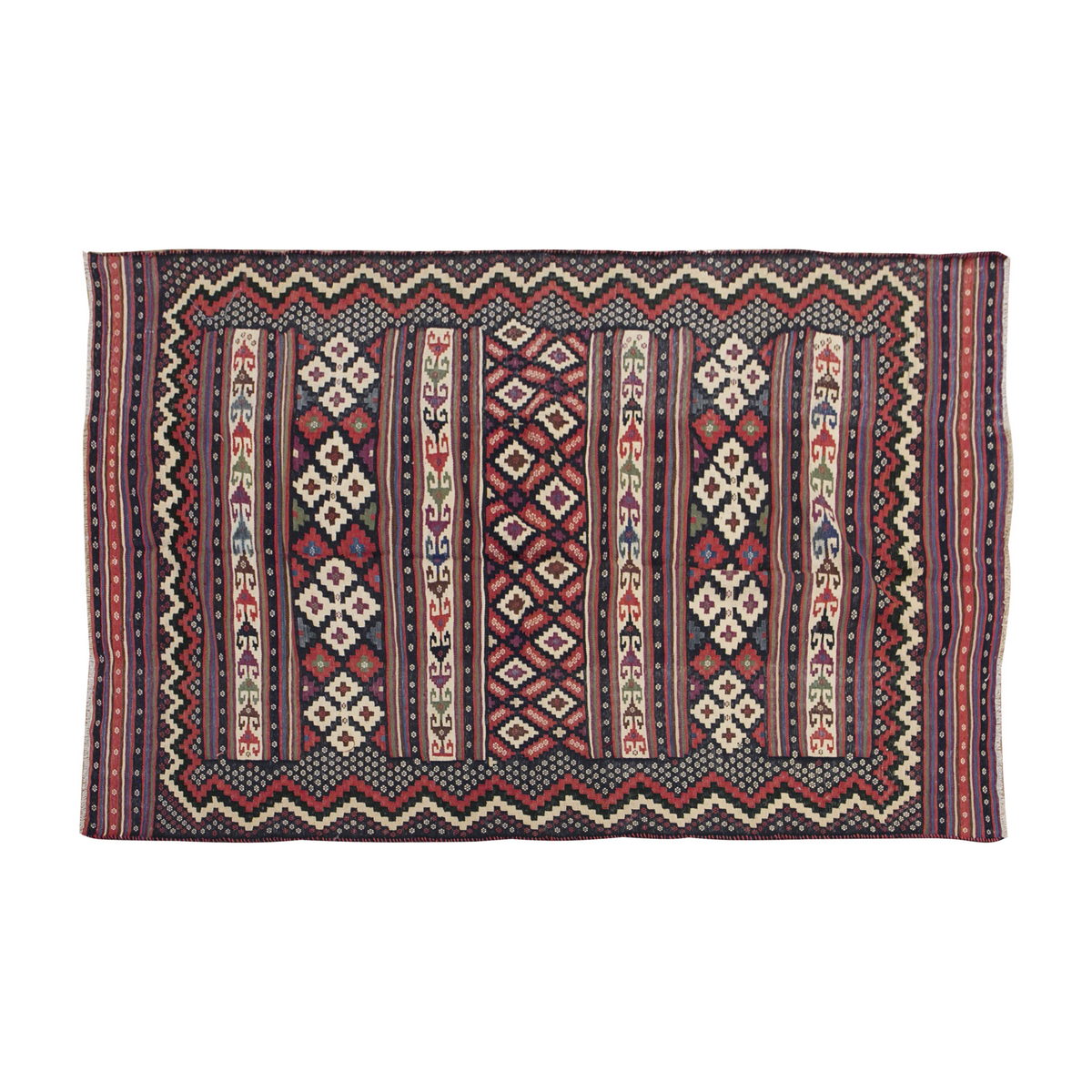 Kurdish Kilim, 146 x 226 cm / 4'9 x 7'5 feet