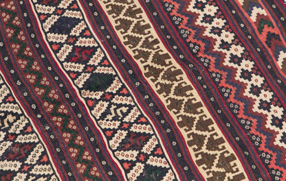 Kurdish Kilim, 155 x 220 cm / 5'1 x 7'3 feet