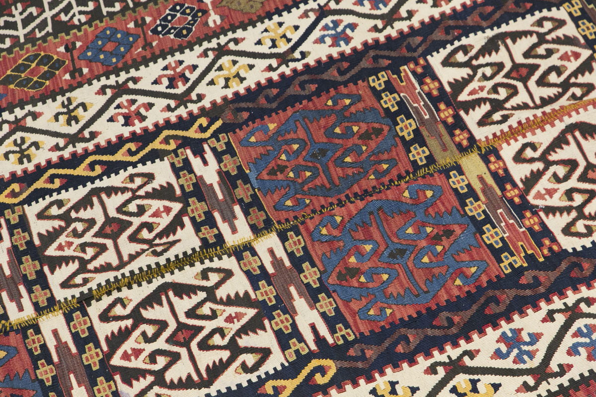 Kurdish Malatya Kilim, 145 x 335 cm / 4'9 x 11 feet