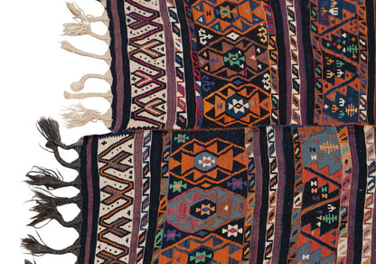 Lake Van Kilim,  158 x 207 cm / 5'2 x 6'9 feet