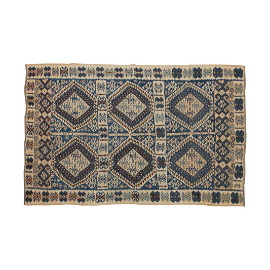 Lake Van Kilim, 140 x 220 cm, 4'7 x 7'3 feet