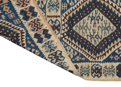 Lake Van Kilim, 140 x 220 cm, 4'7 x 7'3 feet