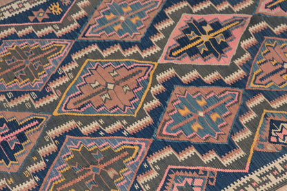 Lake Van Kilim, 145 x 380 cm, 4'9 x 12'6 feet