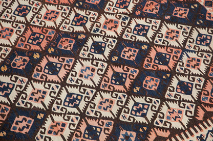Lake Van Kilim, 150 x 225 cm / 5 x 7'5 feet