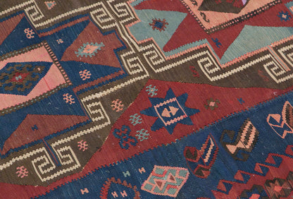 Lake Van Kilim, 162 x 285 cm / 5'4 x 9'4 feet