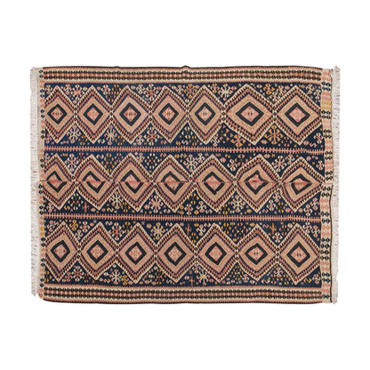 Lake Van Kilim, 181 x 212 cm / 6 x 7 feet