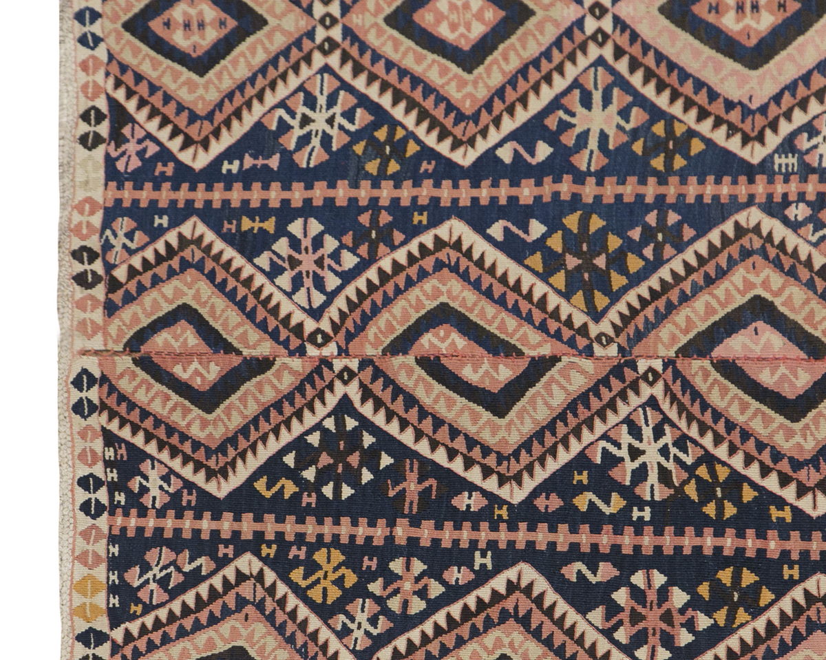 Lake Van Kilim, 181 x 212 cm / 6 x 7 feet