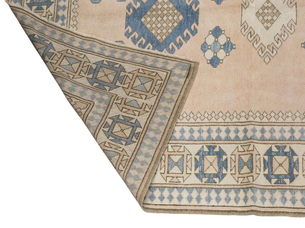 Large Rug, 5'7 x 7'6 feet / 182 x 310 cm