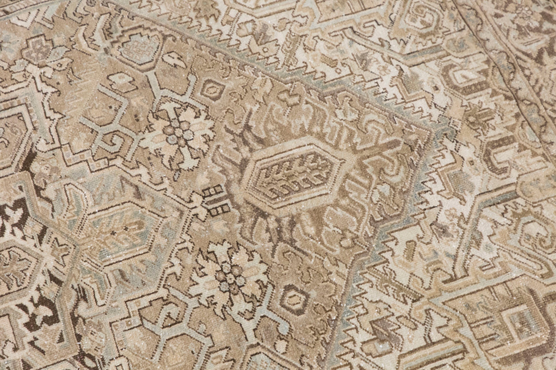 Large Turkish Rug 240x340 cm (7.9x11.2 ft)
