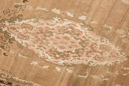 Large Vintage Kars Rug 212x270 cm (6.9x8.9 ft)
