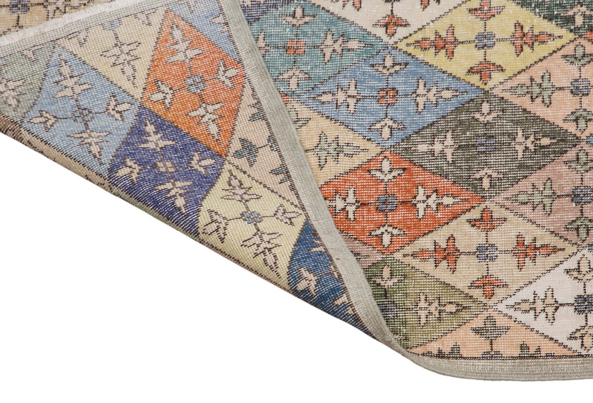 Long Vintage Turkish Rug 4'6" x 9'7" | 138x292 cm Runner • 1960s Hand-Spun Wool Carpet