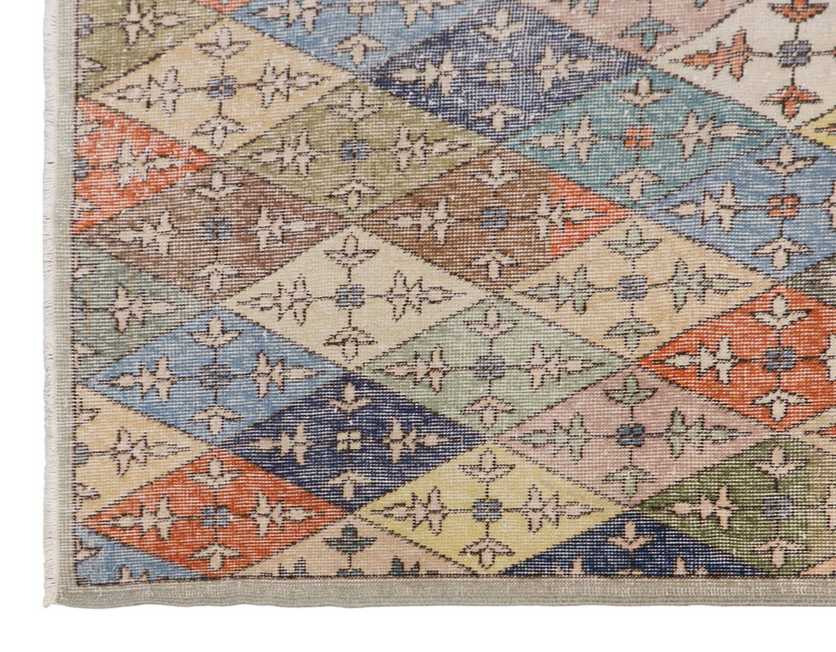Long Vintage Turkish Rug 4'6" x 9'7" | 138x292 cm Runner • 1960s Hand-Spun Wool Carpet