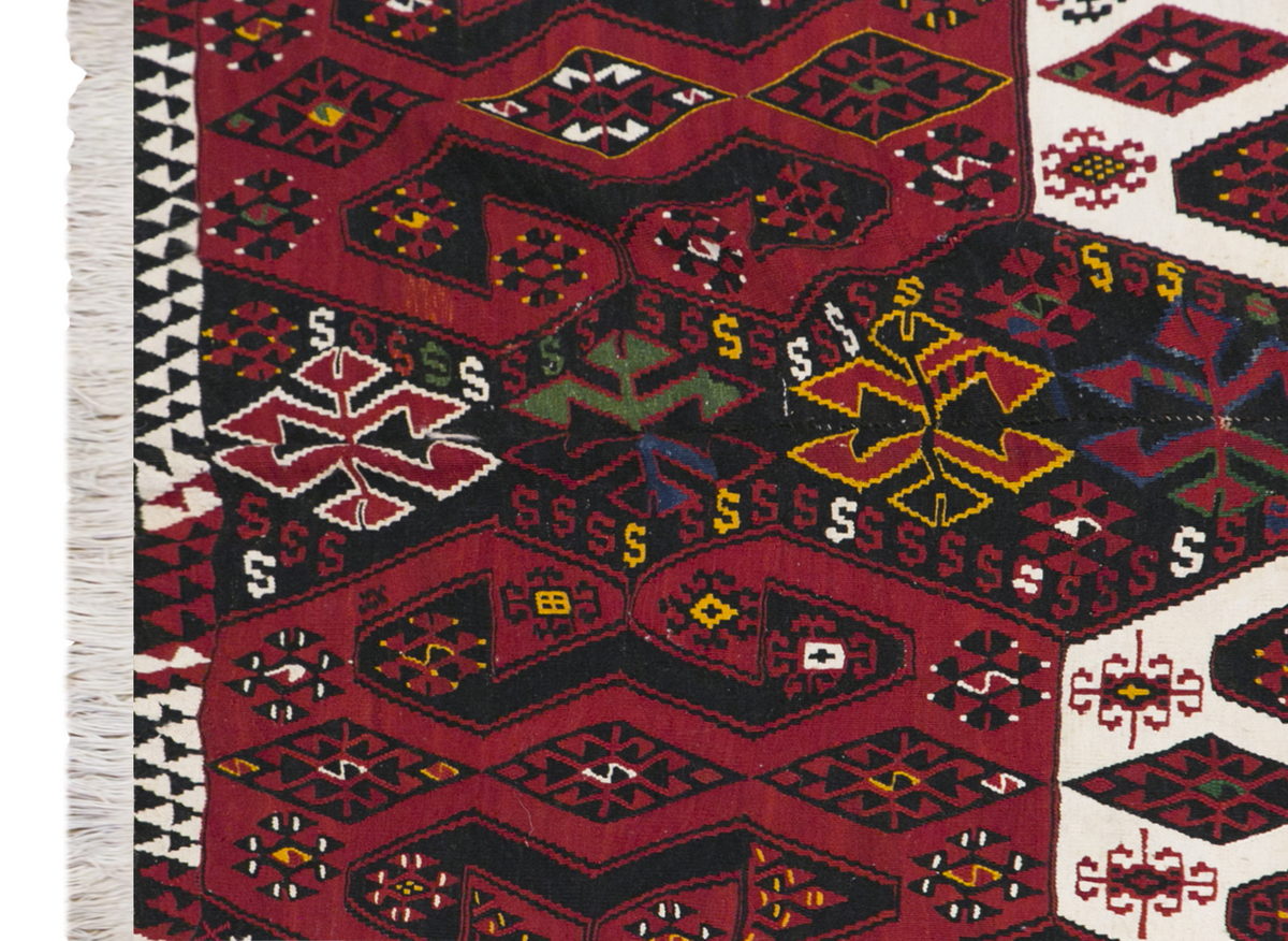 Malatya Kilim, 177 x 360 cm / 6 x 12 feet