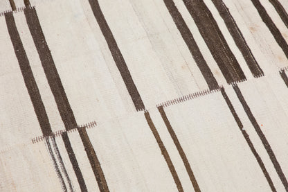 Minimalist Embroidery Light Kilim Rug, 185 × 230 cm (6.1 × 7.5 ft)