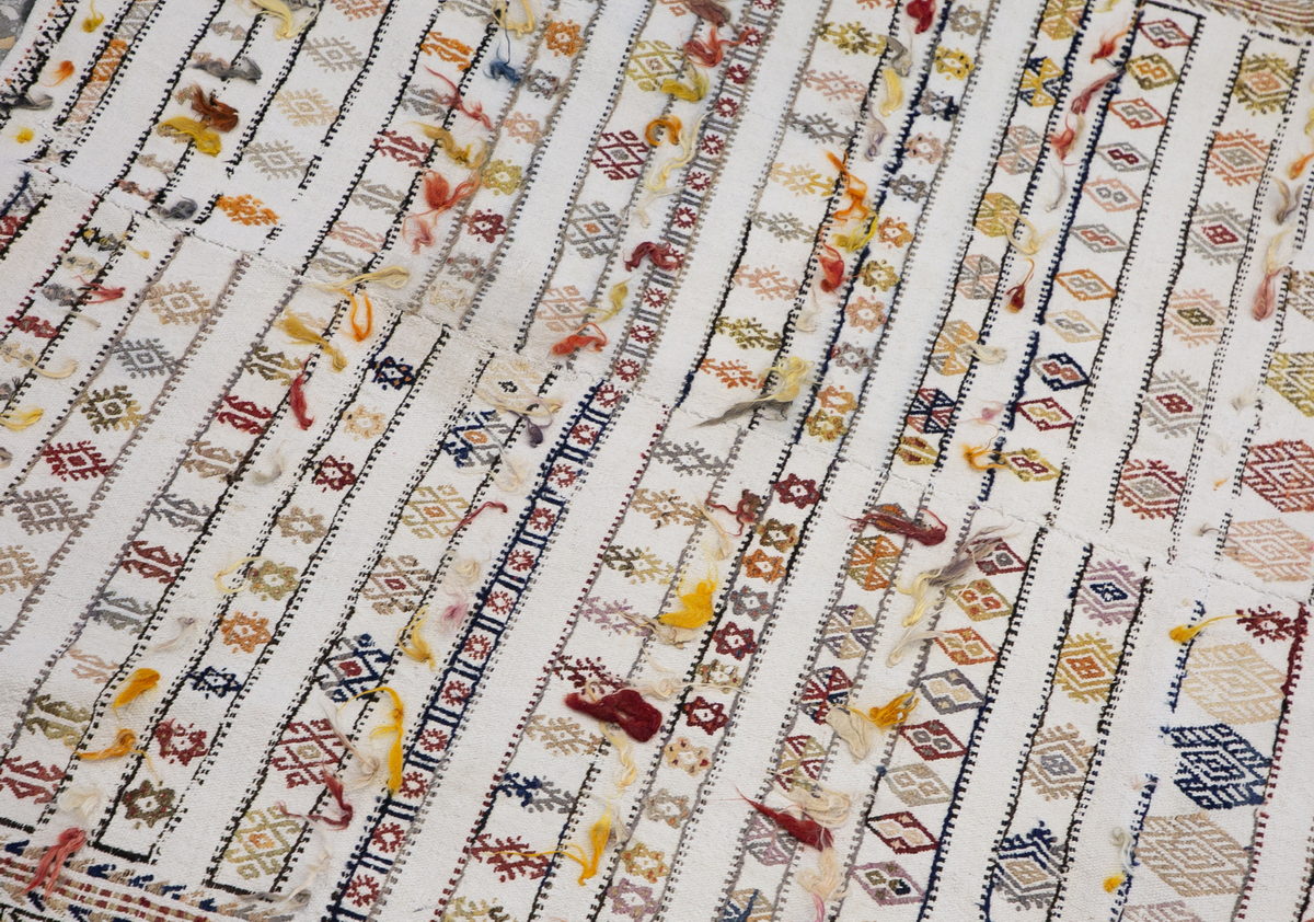 Minimalist Modern Kilim Rug 150x254 cm, 5'x8'4" ft