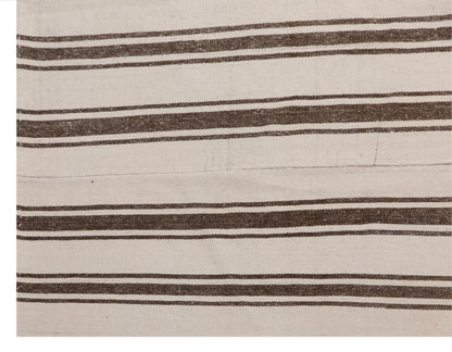 Minimalist Turkish Kilim 172x305 cm | 5.6×10.0 ft