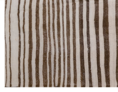 Minimalist Turkish Kilim 175x220 cm | 5.7×7.2 ft