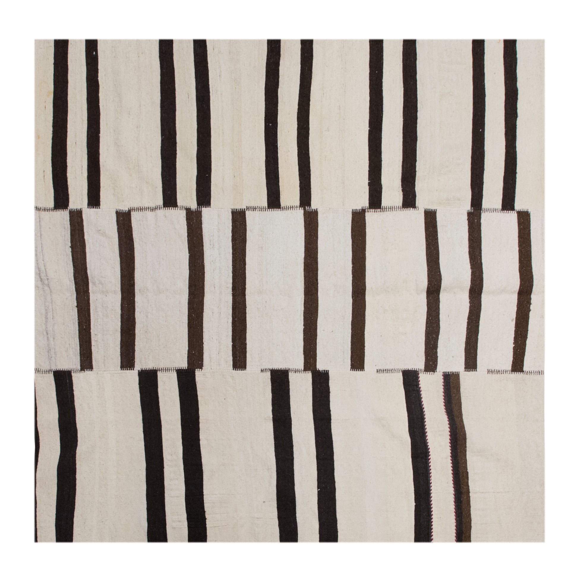 Minimalist Turkish Kilim 220x220 cm | 7.2×7.2 ft