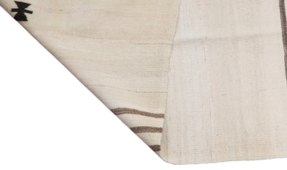 Minimalist Turkish Kilim Rug 160x200 cm | 5.3x6.6 ft