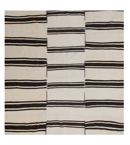 Minimalist Turkish Kilim Rug 205x205 cm | 6.7x6.7 ft