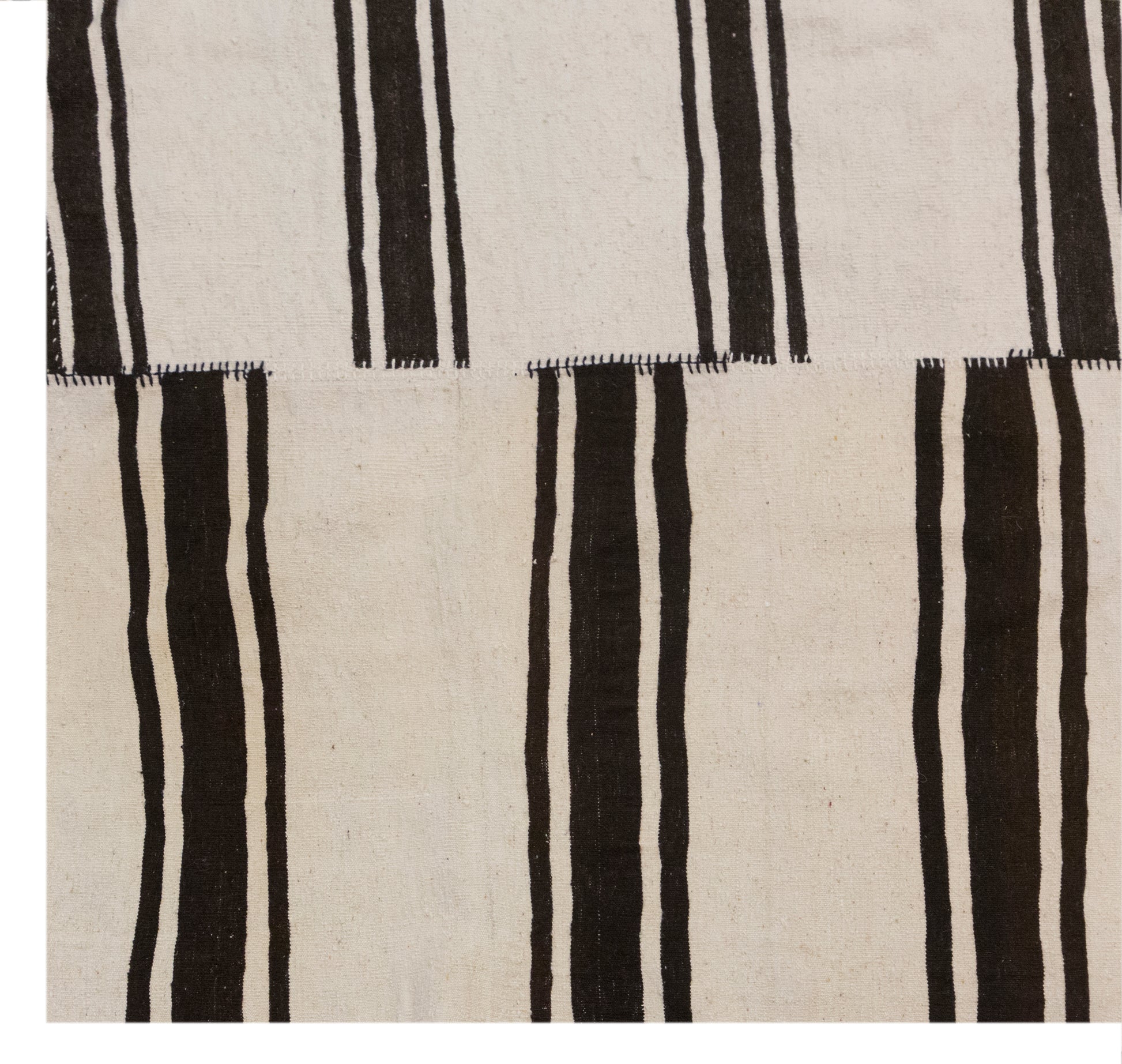 Minimalist Turkish Kilim Rug 205x205 cm | 6.7x6.7 ft