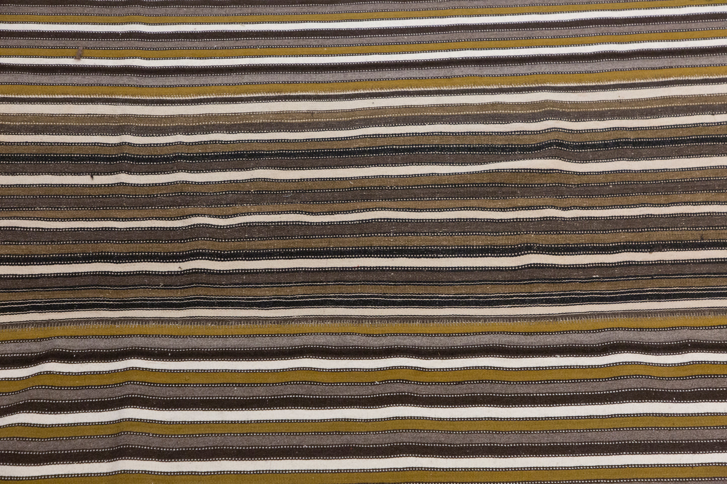 Minimalist Turkish Kilim Rug 275x370 cm | 9.0x12.1 ft