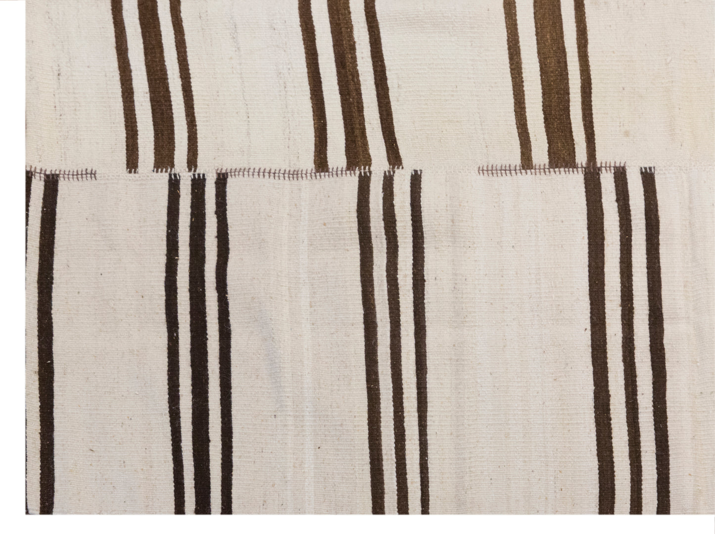 Minimalist Vintage Turkish Kilim Rug 192x240 cm (6.3x7.9 ft)