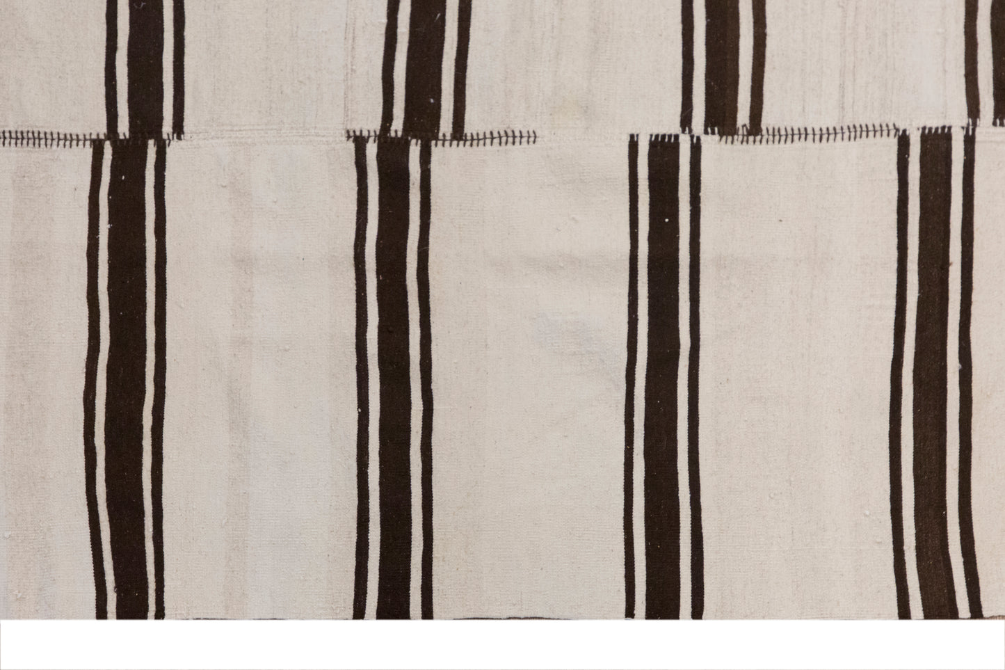 Minimalist Vintage Turkish Kilim Rug 215x225 cm (7.1x7.4 ft)