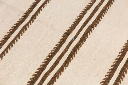 Neutral Kilim 3'5" x 5'6" feet 103 x 168 cm
