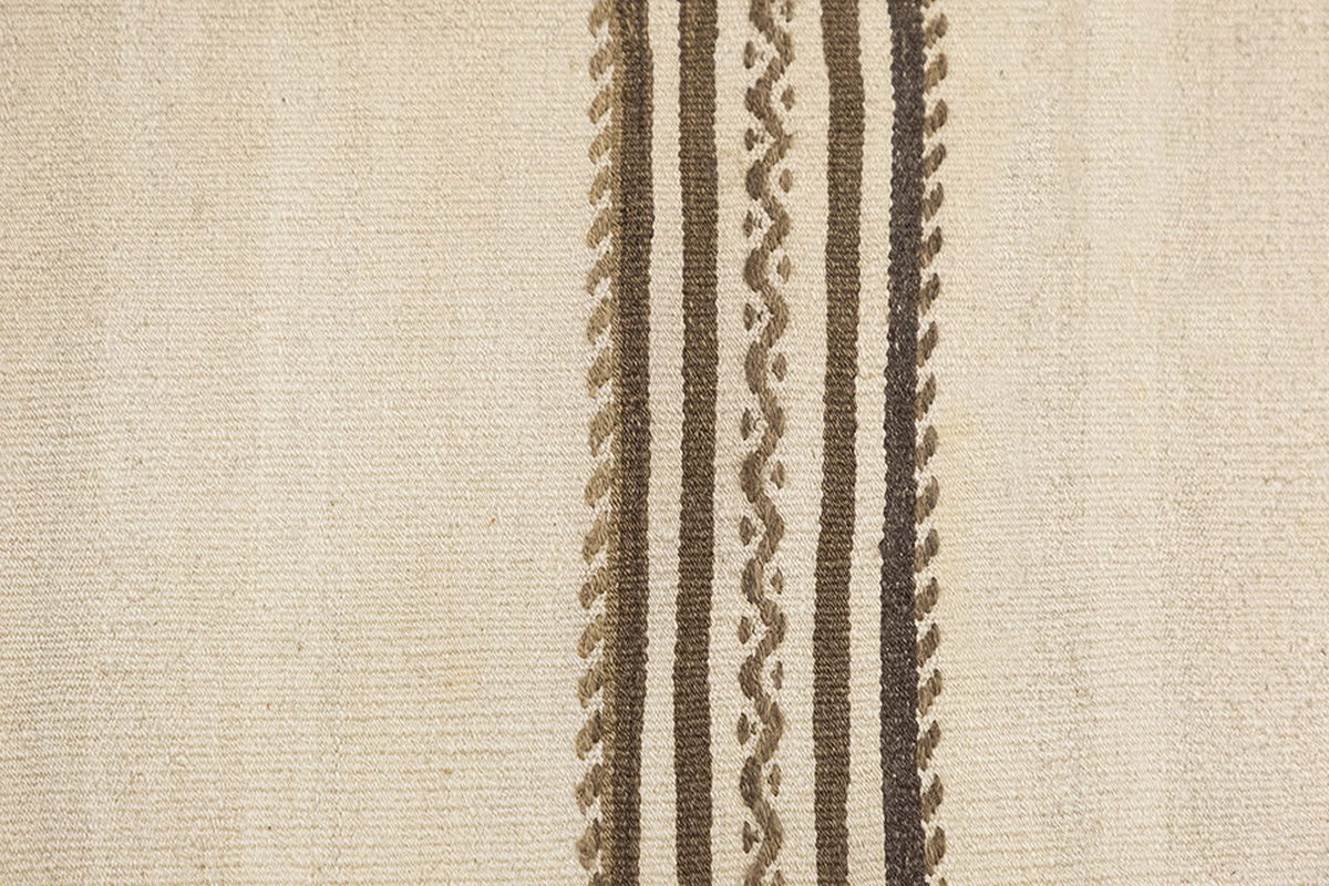 Neutral Kilim 3'9" x 6'4" feet 114 x 192 cm