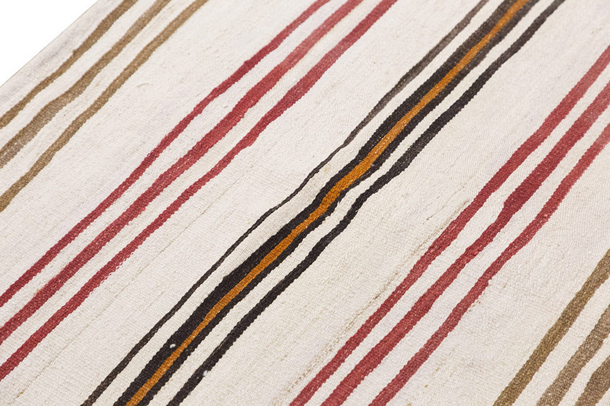 Neutral Kilim 4'11" x 6'6" feet 150 x 198 cm