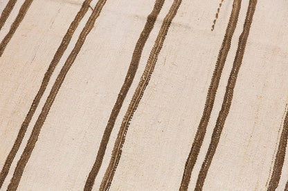 Neutral Kilim 4'8" x 5'7" feet 142 x 170 cm