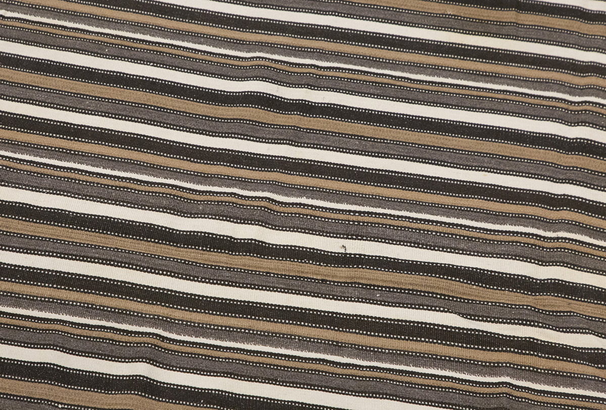 Neutral Kilim 5'2" x 6'7" feet 158 x 200 cm