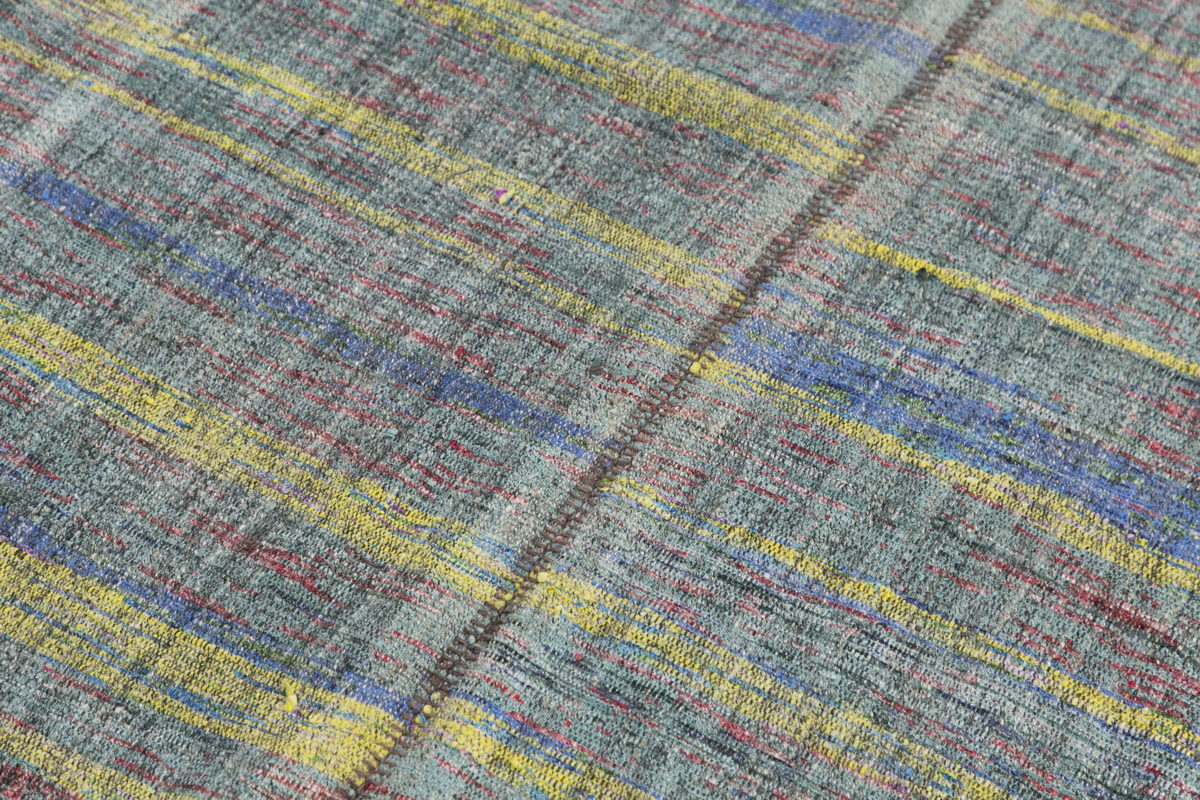 Neutral Kilim 5'5" x 9'7" feet 164 x 292 cm
