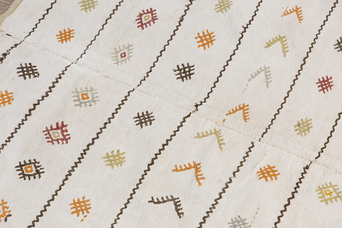 Neutral Kilim 5'6" x 12'2" feet 168 x 370 cm