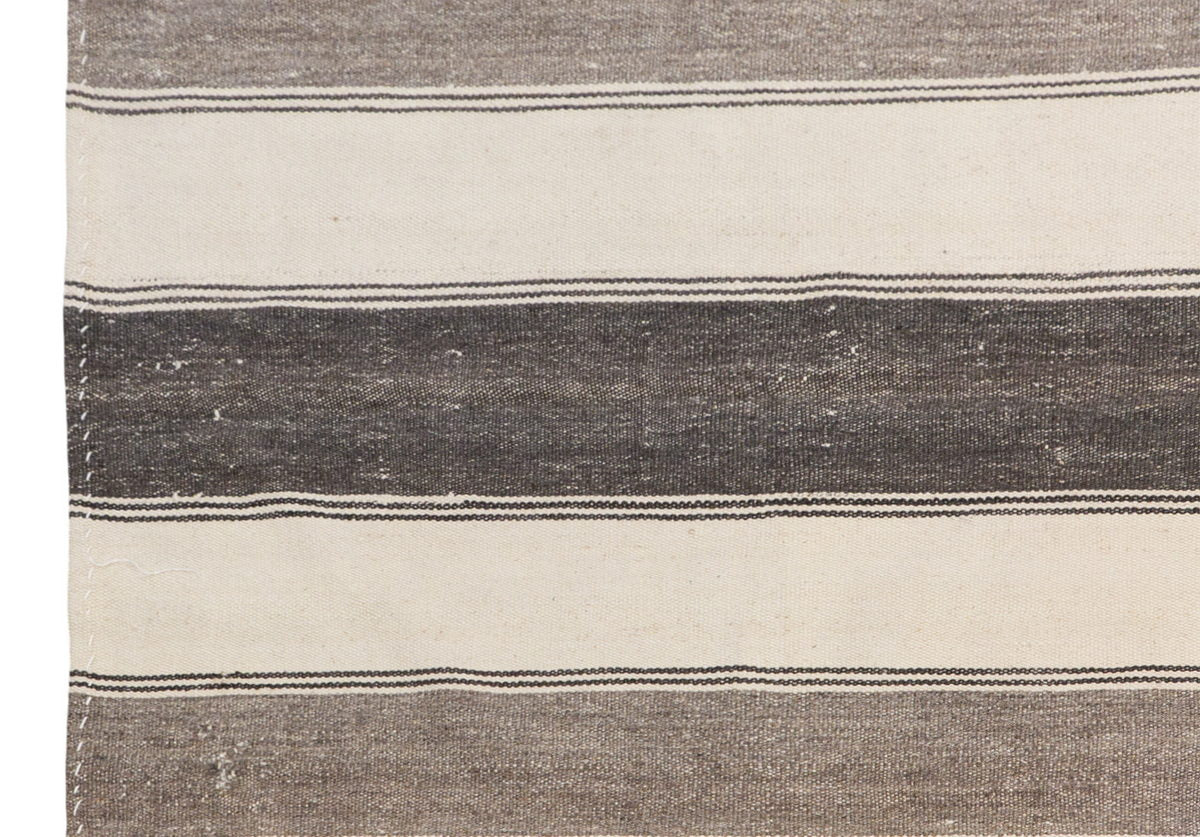Neutral Turkish Kilim Rug – 4'9" x 11'4" (146 x 345 cm)