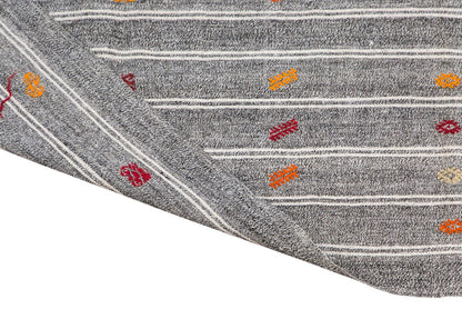 Neutral Turkish Kilim Rug – 5'10" x 9'8" (178 x 295 cm)