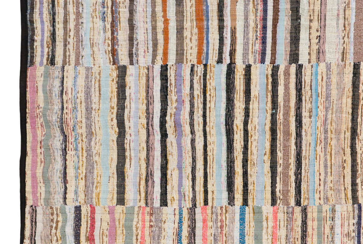 Neutral Turkish Kilim Rug – 6'3" x 10'5" (190 x 317 cm)