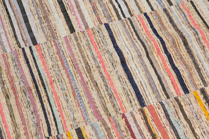 Neutral Turkish Kilim Rug – 6'3" x 10'5" (190 x 317 cm)