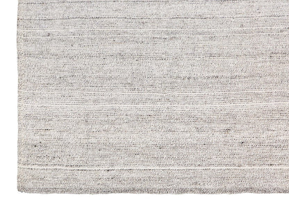 Neutral Turkish Kilim Rug – 7'1" x 8'10" (215 x 270 cm)