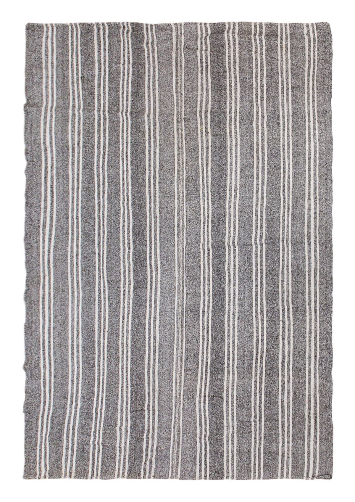 Neutral Turkish Kilim Rug – 7'9" x 10'6" (235 x 320 cm)