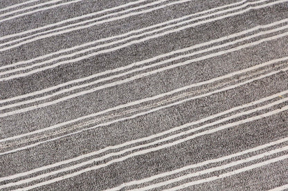 Neutral Turkish Kilim Rug – 7'9" x 10'6" (235 x 320 cm)