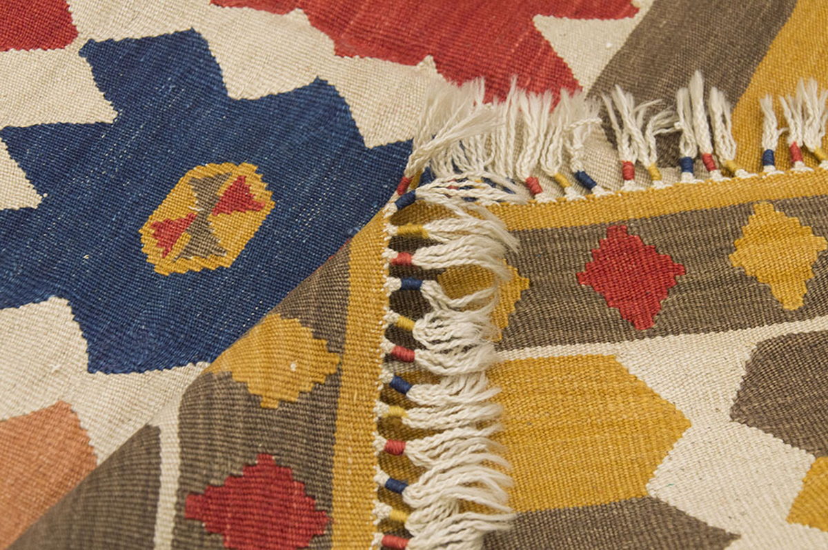 New Handmade Kilim 4'10 x 6'7 feet 148 x 200 cm