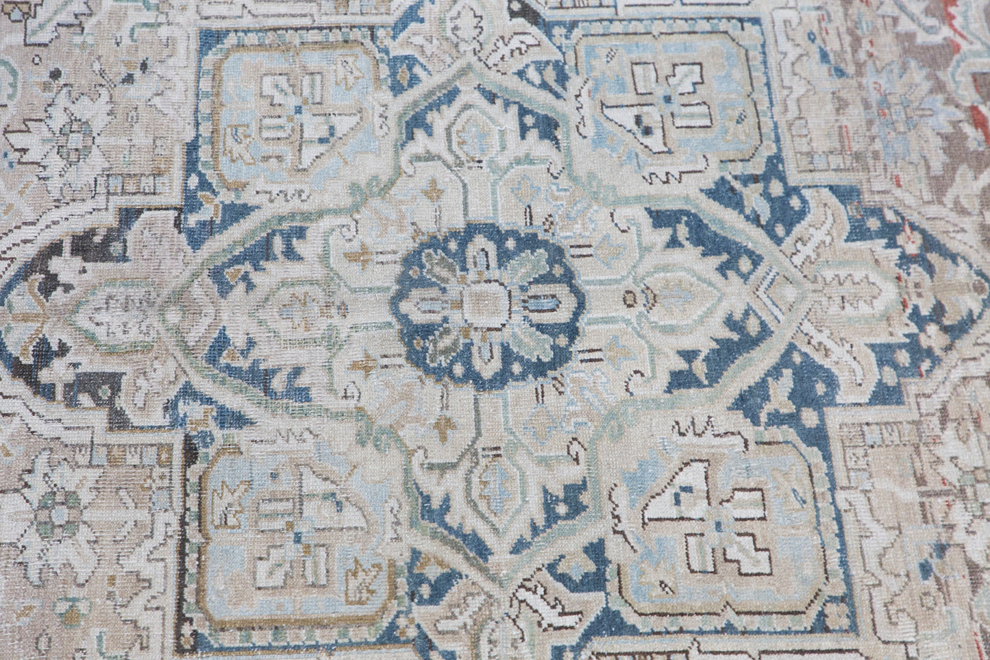 One of a Kind Turkish Rug 6'11" x 10'8" (212x325 cm)
