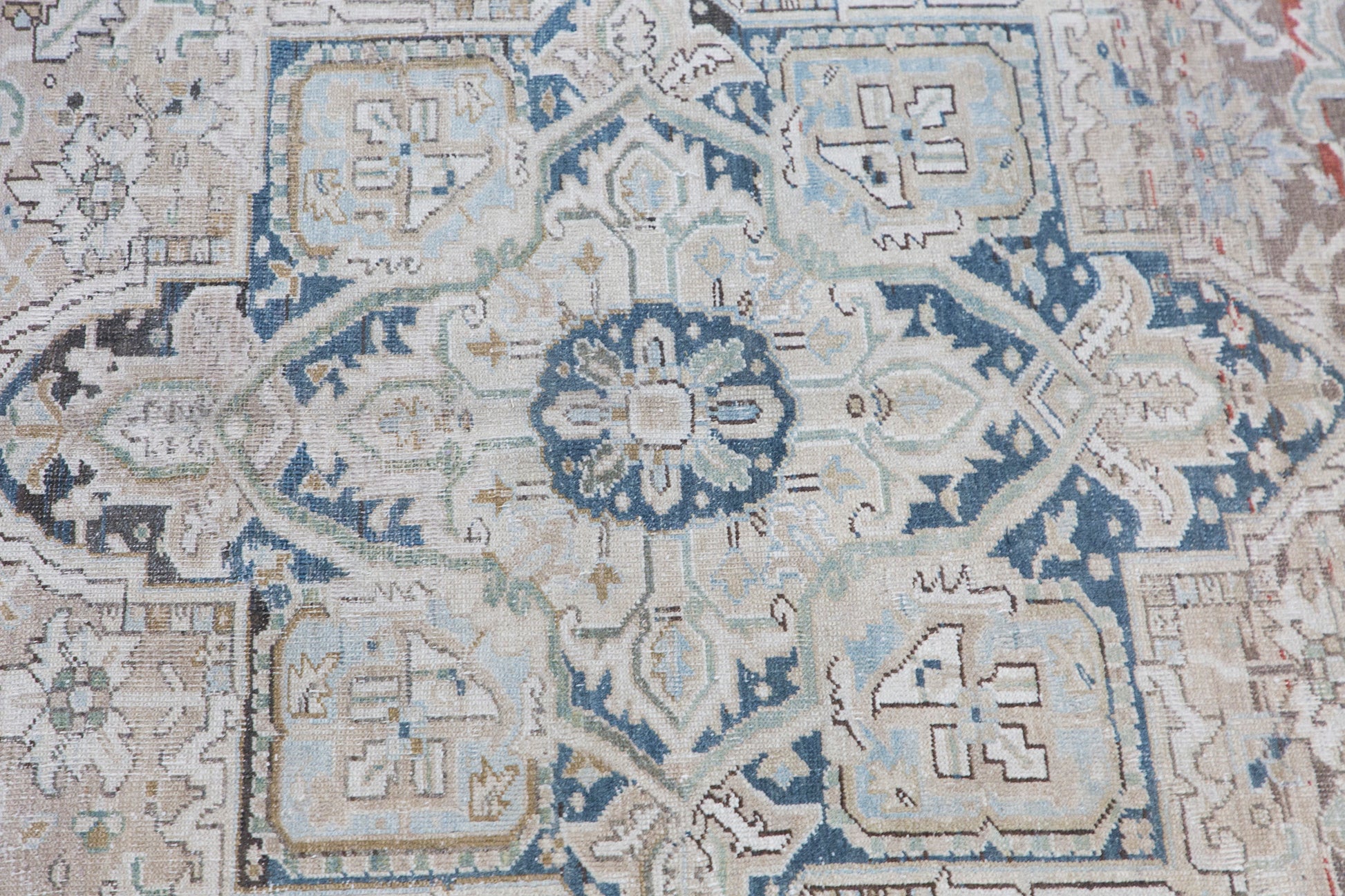 One of a Kind Turkish Rug 6'11" x 10'8" (212x325 cm)