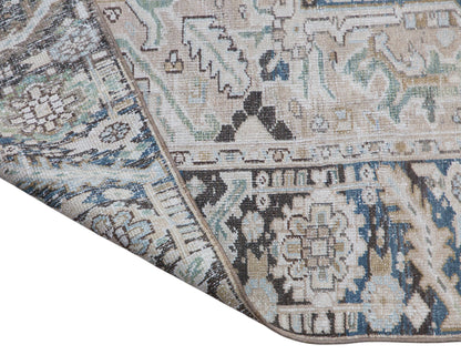 One of a Kind Turkish Rug 6'11" x 10'8" (212x325 cm)